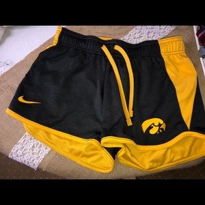 Nike Iowa Hawkeye reversible shorts